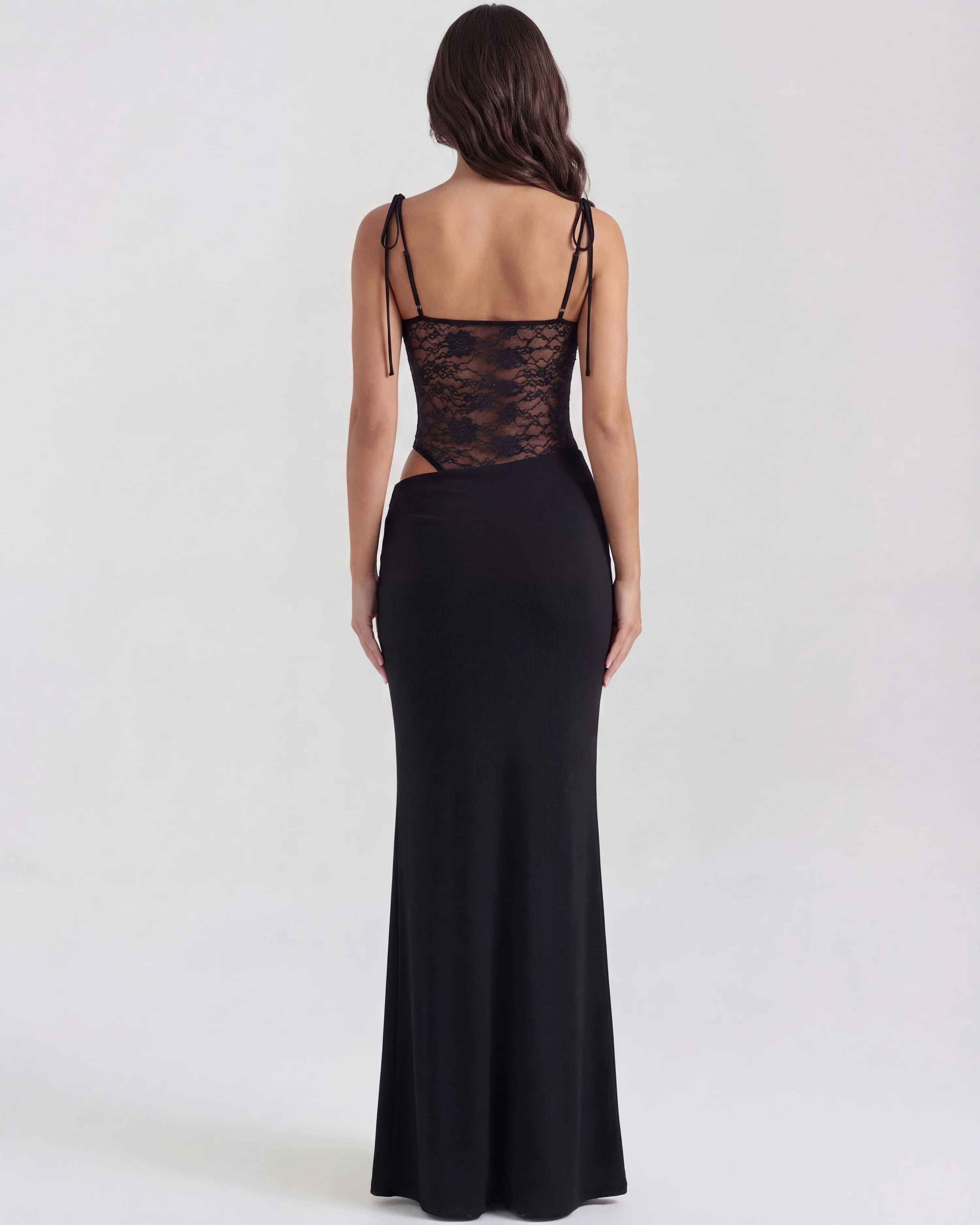Valeria - Image 6